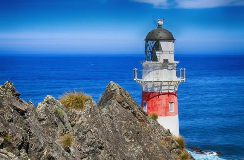 lighthouse-93487_1280.jpg