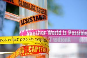 Manifestation_anti-G8_au_Havre_-_21_mai_2011_-_025_v1.jpg