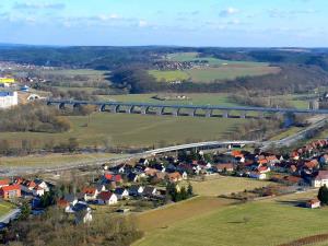 monchsberg-102184_1920.jpg