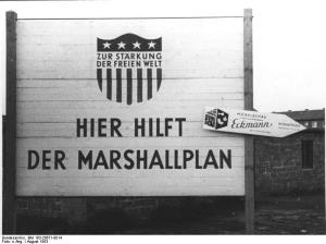 Bundesarchiv_Bild_183-20671-0014,_Recklinghausen,_Marshallplan_im_Ruhrgebiet.jpg