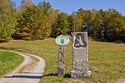 Eingang_zum_Naturpark_Blockheide.jpg