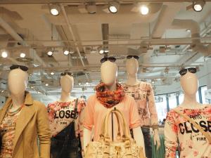 mannequins-1061651_1920.jpg