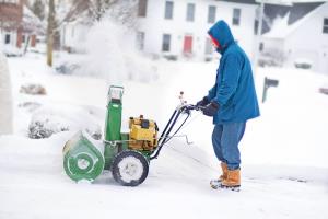 snow-blower-584380_960_720.jpg