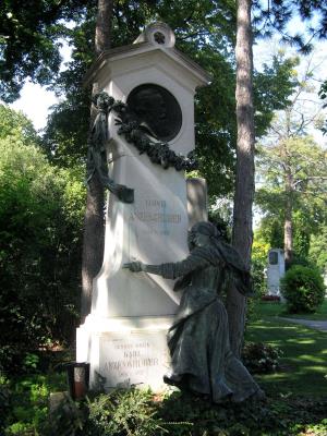 Anzengruber_Grave_of_Ludwig_Anzengruber_Wiener_Zentralfriedhof_wiki.jpg